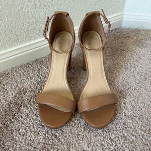 Women's Ankle-Strap Block Heel Sandals - Tan